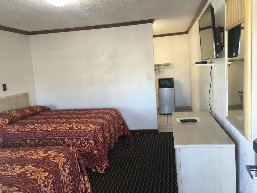 Buckboard Motel ซานตามาเรีย ภายนอก รูปภาพ